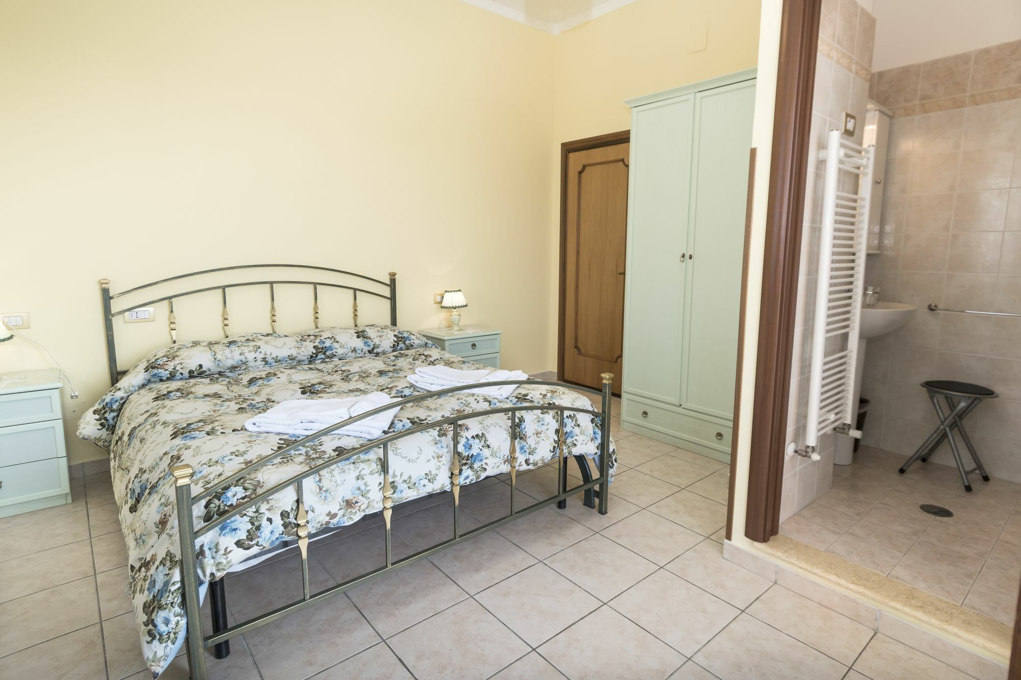 Camere Mariella Assis Exterior foto