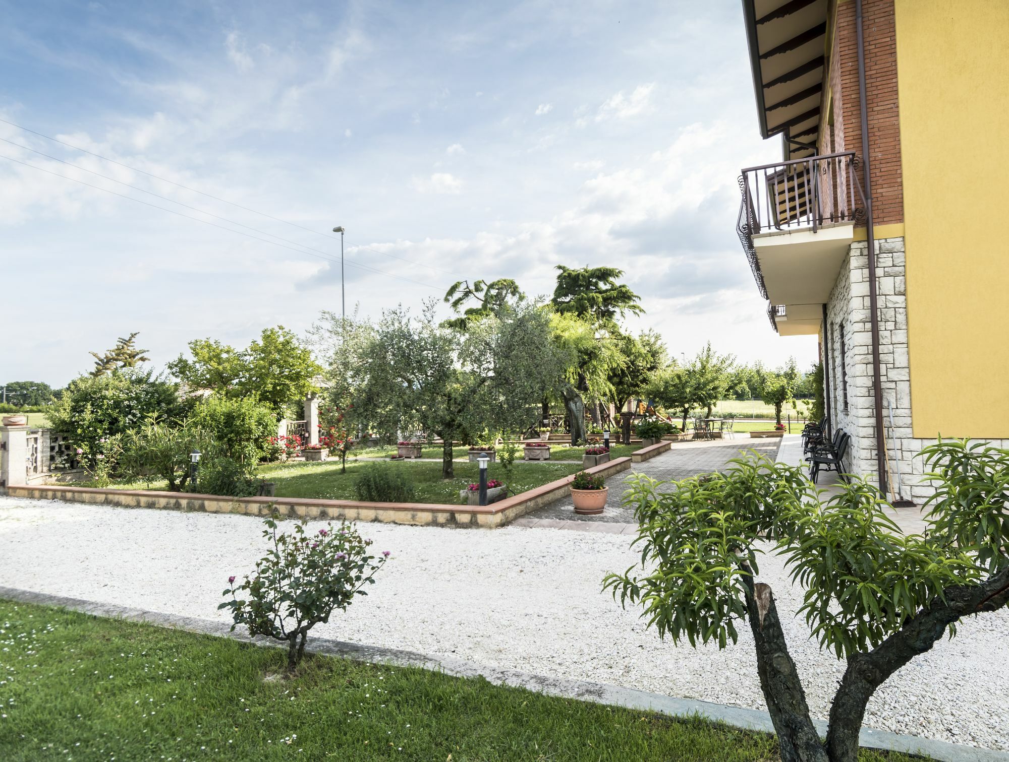 Camere Mariella Assis Exterior foto